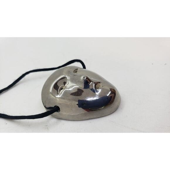 Vintage Face Mask Pendant Necklace Silver Ceramic Mardi Gras Scream Anime - Picture 4 of 9